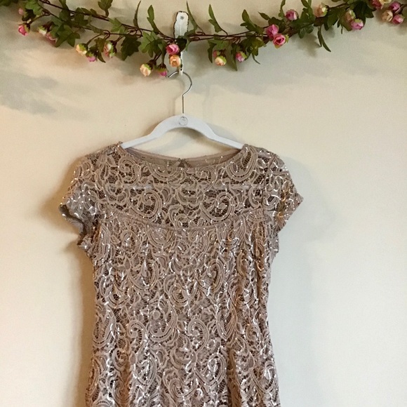 Marina champagne lace sequin short slv midi dress - Picture 5 of 8